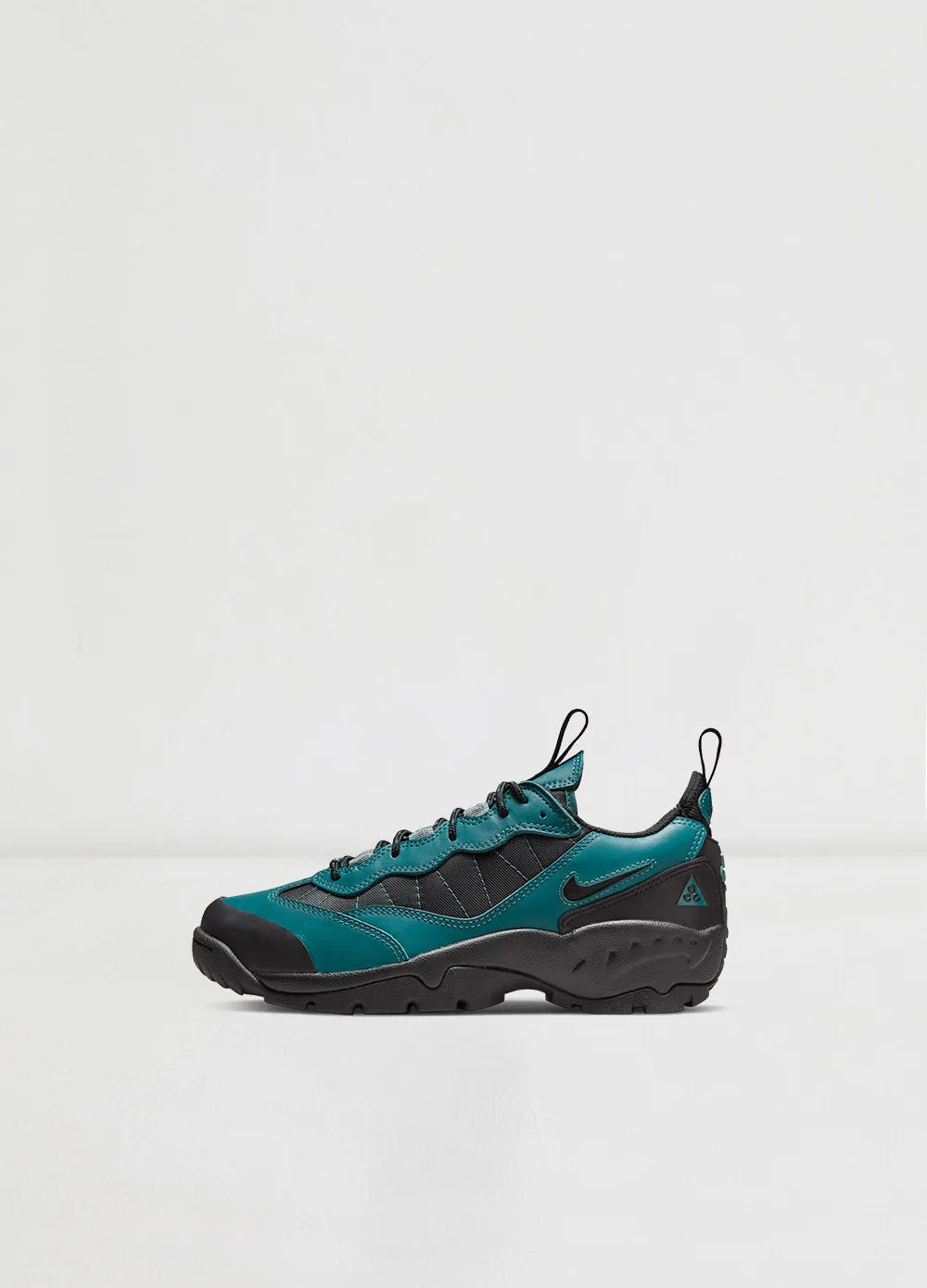 ACG Air Mada Sneakers