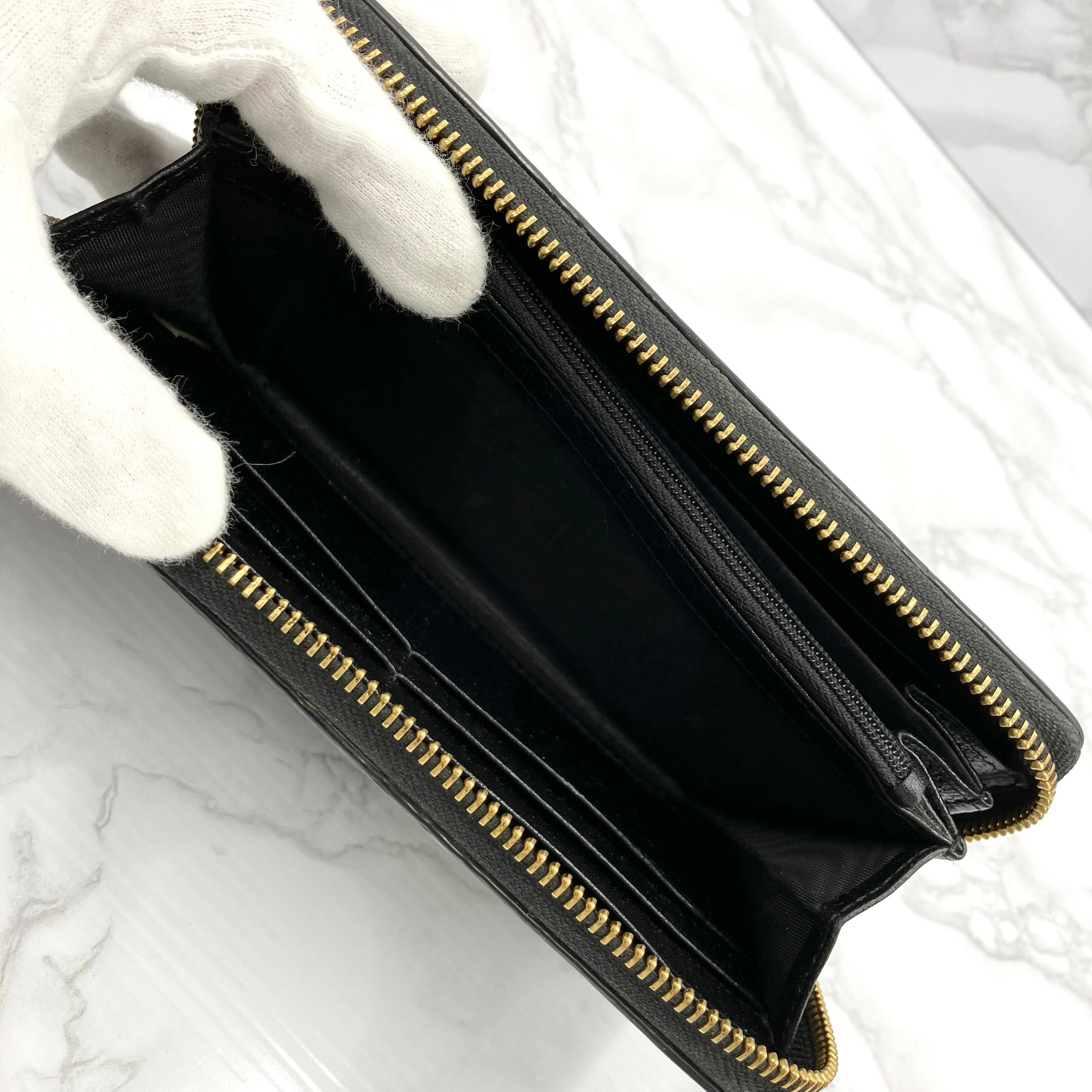 GUCCI Bee Long Wallet