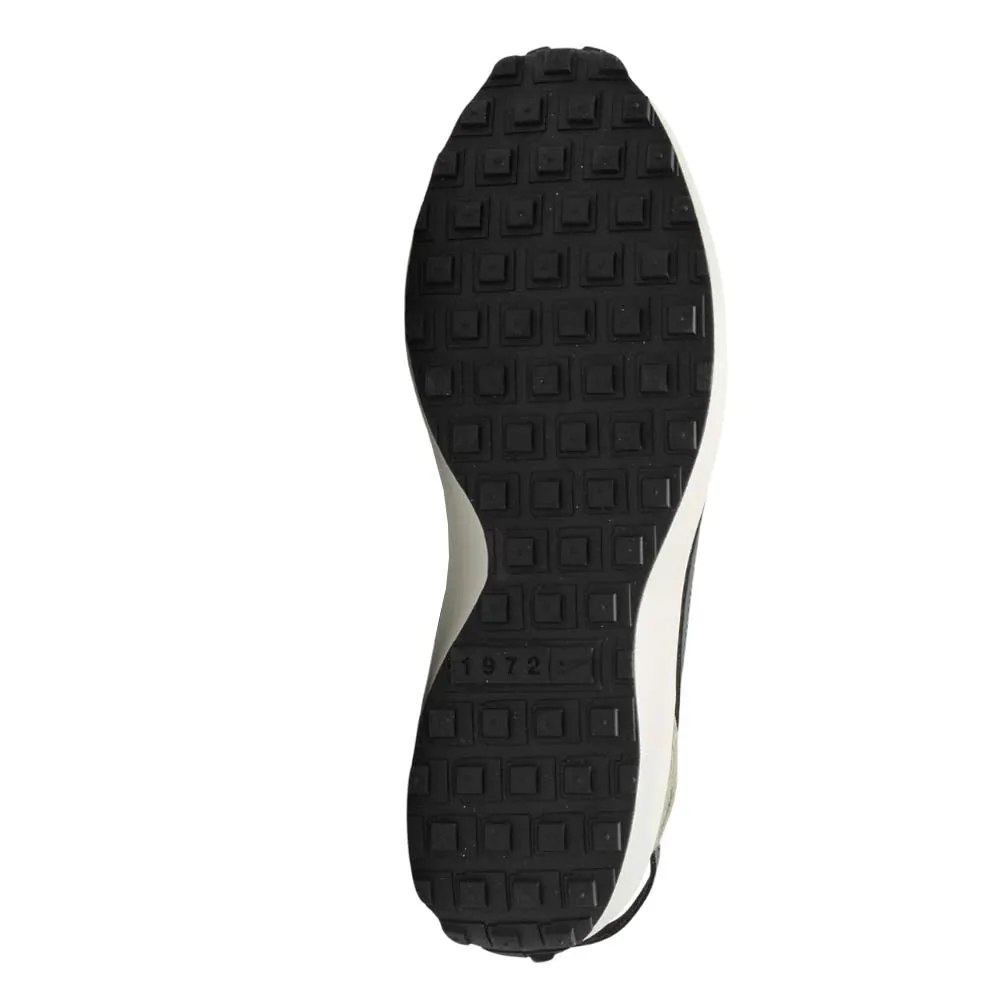 Nike Men's Waffle Debut SE Shoes