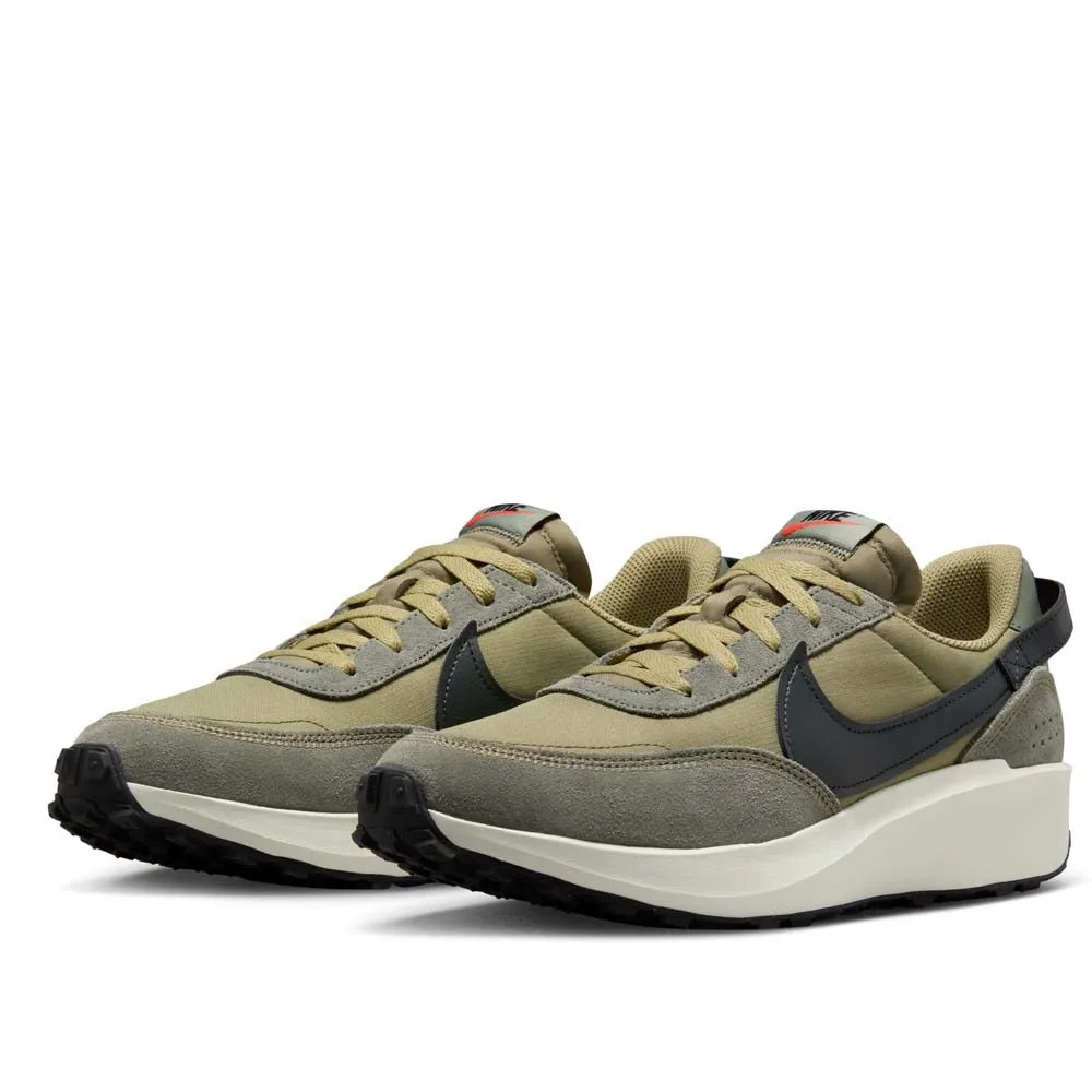 Nike Men's Waffle Debut SE Shoes