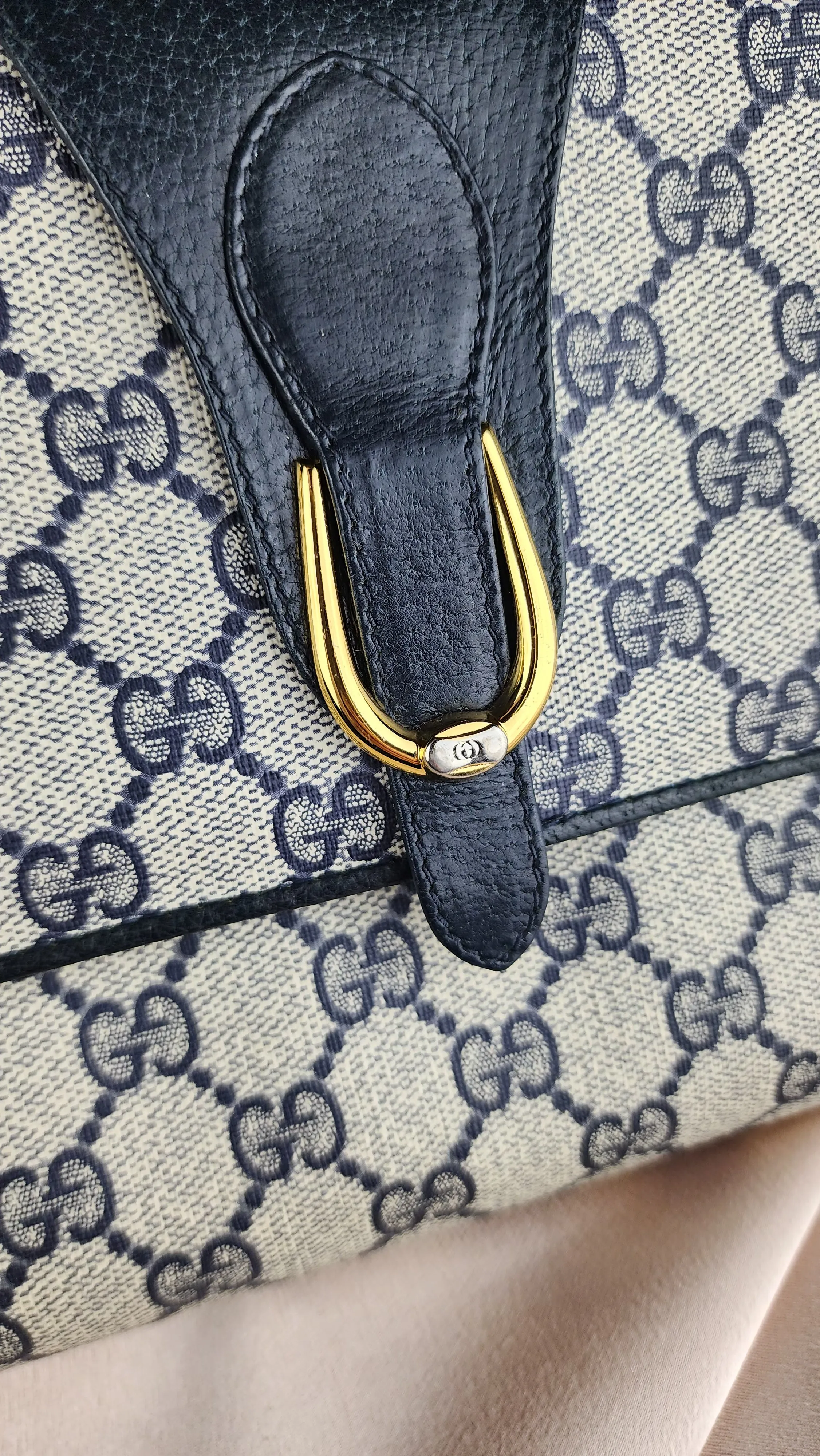 Vintage Gucci Navy Blue Crossbody-Clutch Bag